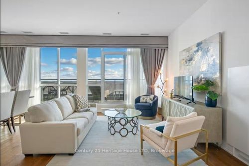 1004-7711 Green Vista Gate, Niagara Falls, ON, L2H1R1 | Card Image