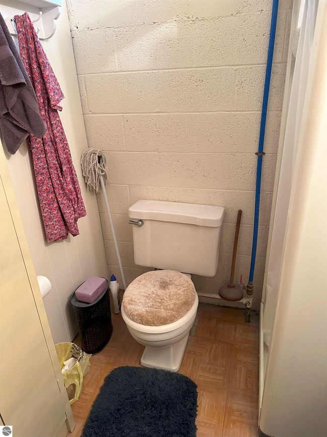 9591 Tower Rd Ne, House other with 1 bedrooms, 1 bathrooms and null parking in Kalkaska MI | Image 6