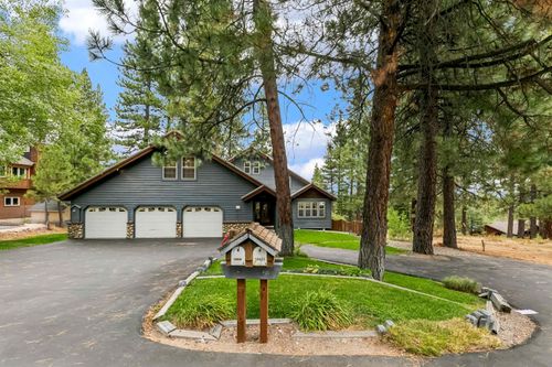 10936 Jeffery Pine Road, Truckee, CA, 96161 | Card Image