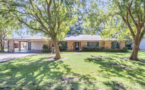 199 E Hoyt Ave, Crowley, LA, 70526-6703 | Card Image
