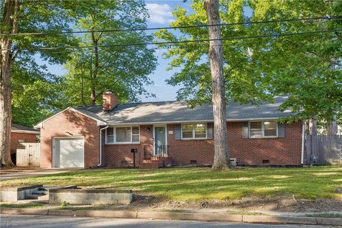 119 Nicewood Dr, Newport News, VA, 23602-6503 | Card Image