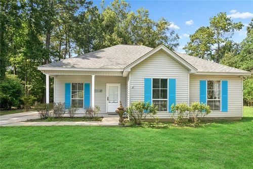 11 Adrienne St, Madisonville, LA, 70447-9741 | Card Image
