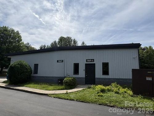 3869-a-3865 Sweeten Creek Rd, Arden, NC, 28704-3135 | Card Image