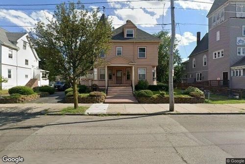 2-795 Salem St, Malden, MA, 02148-4433 | Card Image