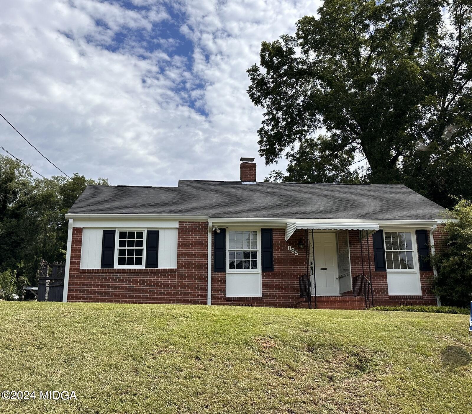Laurel Ave, Macon, GA 31211