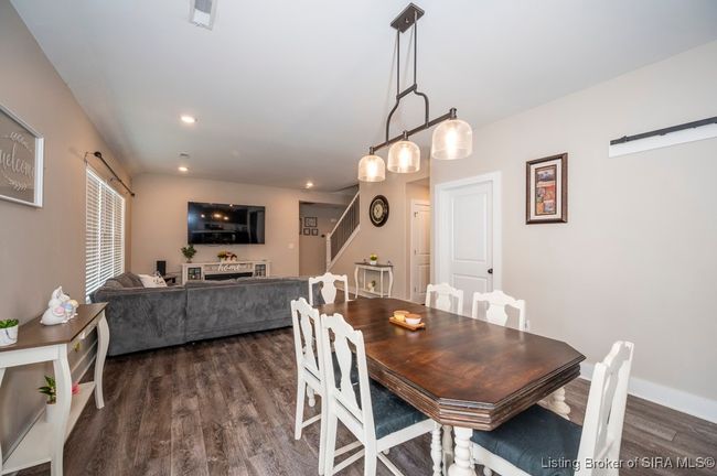 9010 Glencoe Ct, Home with 4 bedrooms, 3 bathrooms and null parking in Charlestown IN | Image 7