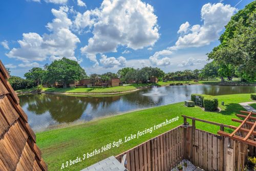 3024 30th Ln, Greenacres, FL, 33463-4269 | Card Image