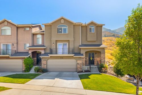 10448 N Sage Vista Ln, Cedar Hills, UT, 84062-8595 | Card Image