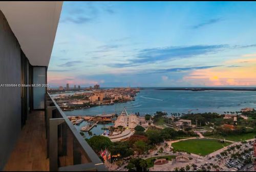 apt-1518-398 Ne 5th St, Miami, FL, 33132-2063 | Card Image