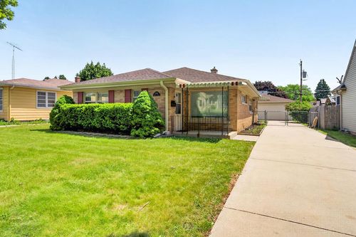 1001 Oregon Street, RACINE, WI, 53405 | Card Image