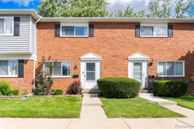 2518 Patrick Henry Street, Condo with 2 bedrooms, 1 bathrooms and null parking in Auburn Hills MI | Image 1