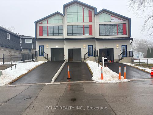 156 Mill St, Niagara Falls, ON, L0R2A0 | Card Image