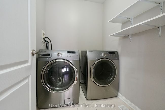 UPPER - 18 Caliper Rd, House attached with 4 bedrooms, 3 bathrooms and 2 parking in Brampton ON | Image 24