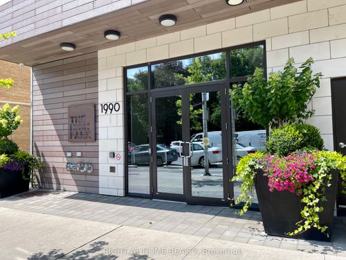 702-1990 Bloor St W, Toronto, ON, M6P0B6 | Card Image
