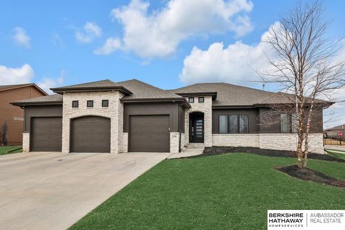 12106 Montauk Dr, Papillion, NE, 68046-4487 | Card Image