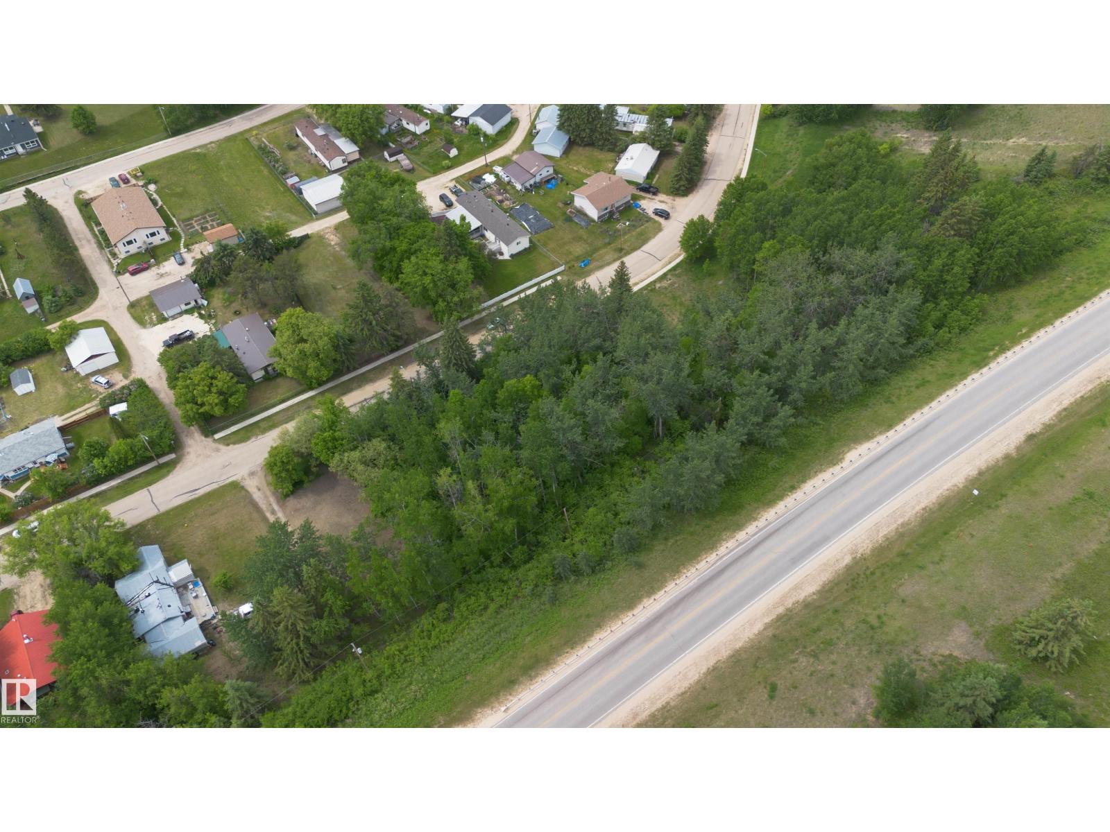 Land in Fort Assiniboine 5
