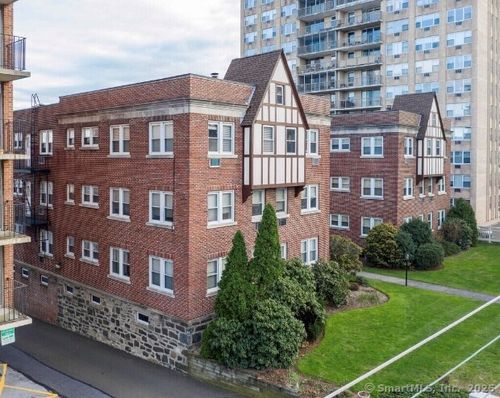 apt-203-77 Glenbrook Road, Stamford, CT, 06902 | Card Image