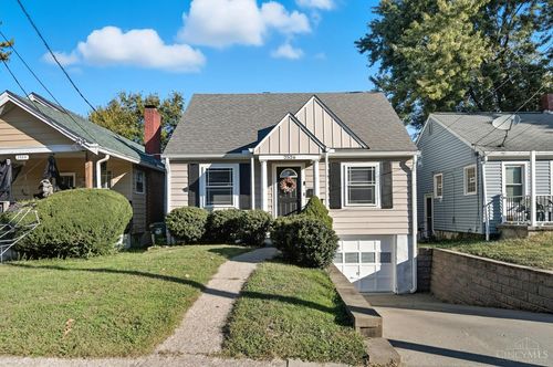 2526 Bremont Ave, Cincinnati, OH, 45237-4910 | Card Image