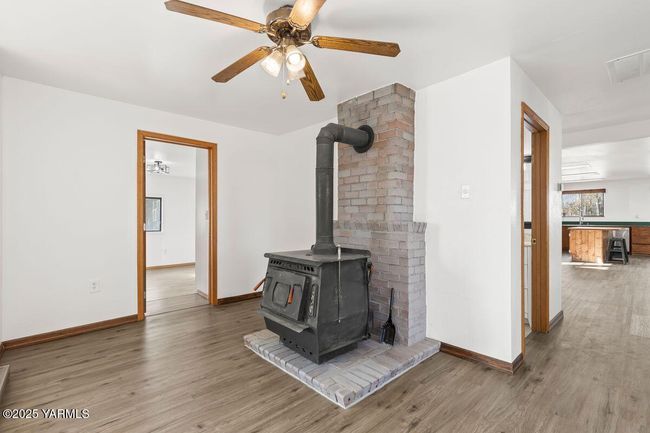 Fireplace | Image 17