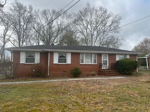 1302 Oak Dr, Manchester, TN, 37355 | Card Image