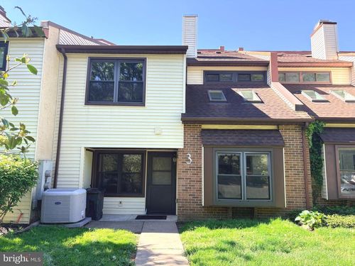 3 Heather Ct, NEWTOWN, PA, 18940-1539 | Card Image