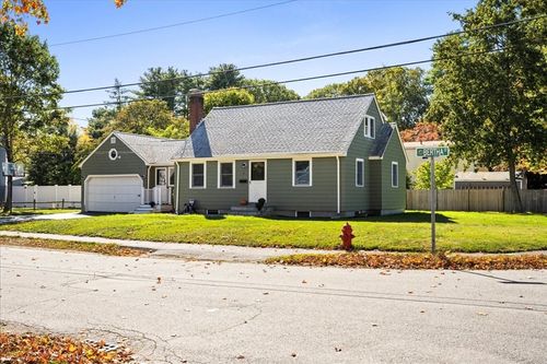 6 Bertha St, Hudson, MA, 01749-1203 | Card Image