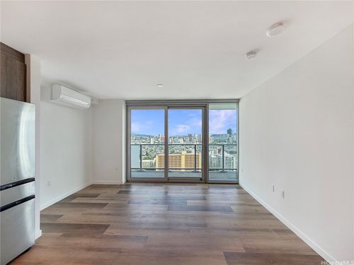 2707-1500 Rycroft St, Honolulu, HI, 96814-7062 | Card Image
