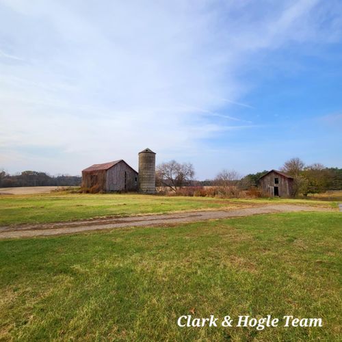 8535 Hubbardston Rd, Hubbardston, MI, 48845-9612 | Card Image