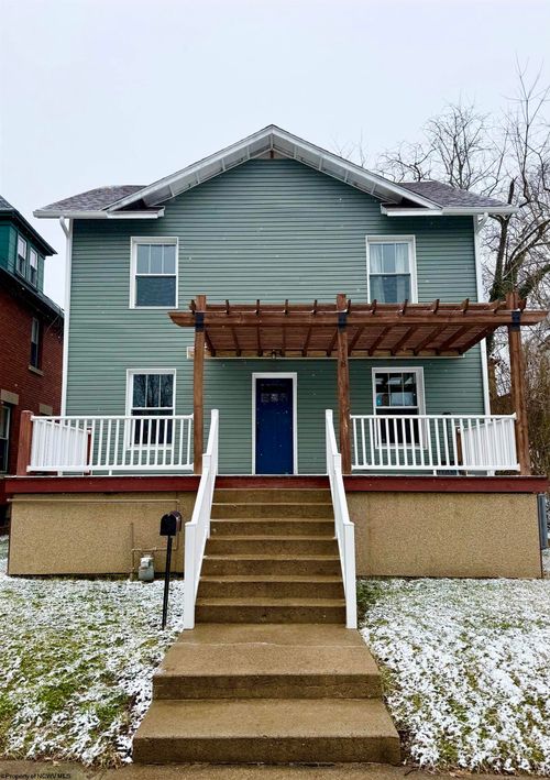 718 Walnut Ave, Fairmont, WV, 26554-2537 | Card Image