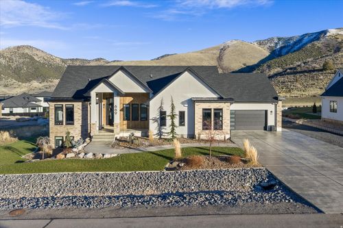 669 S 150 E, Mantua, UT, 84324-4417 | Card Image
