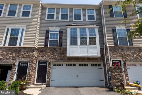 220 W General Grey Ct, NEWARK, DE, 19702-3831 | Card Image