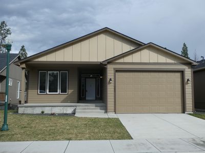 3223 S Custer Ln, Home with 5 bedrooms, 3 bathrooms and null parking in Spokane WA | Image 1