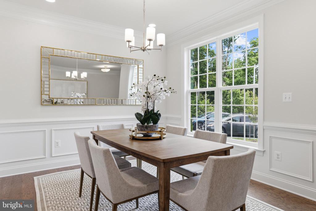 Residential in WOODBRIDGE 4