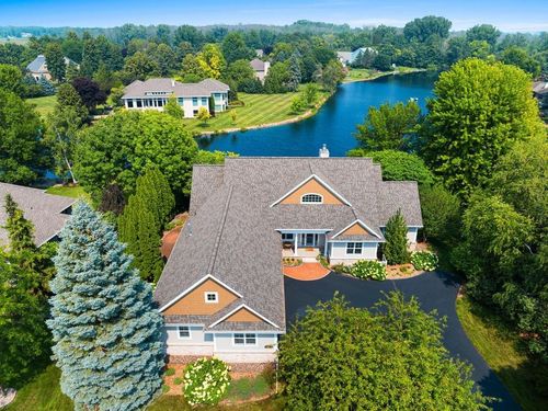 2548 Huntington Way, SUAMICO, WI, 54173 | Card Image