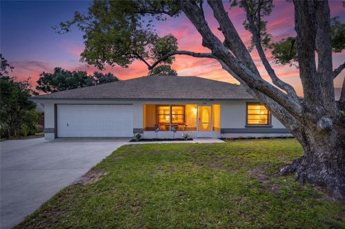 926 Hillgrove Ln, AUBURNDALE, FL, 33823-9609 | Card Image