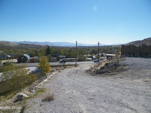 245 W 7th Ave, Sun Valley, NV, 89433-7313 | Card Image