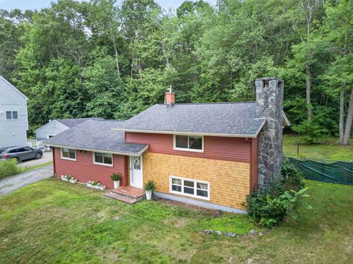 11 Tanglewood Dr, Dover, NH, 03820-4531 | Card Image
