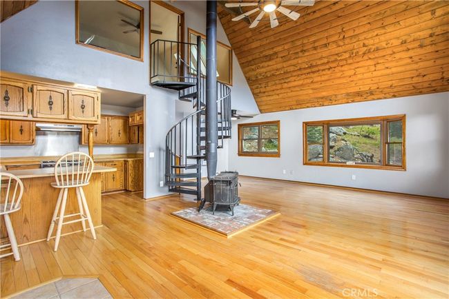 6429 Cedar Ct, House other with 3 bedrooms, 2 bathrooms and 2 parking in Angelus Oaks CA | Image 10
