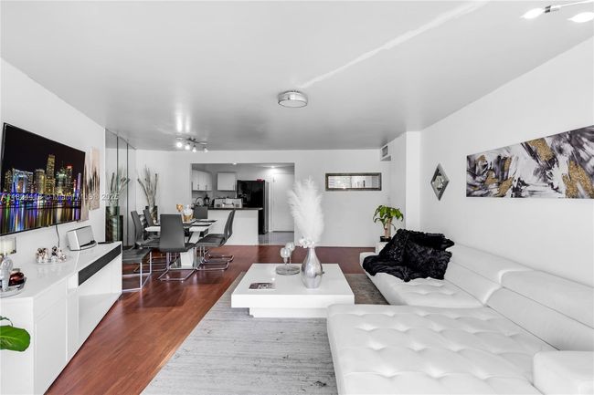 APT-103B - 13953 Sw 66 Th St, Condo with 2 bedrooms, 2 bathrooms and null parking in Miami FL | Image 4