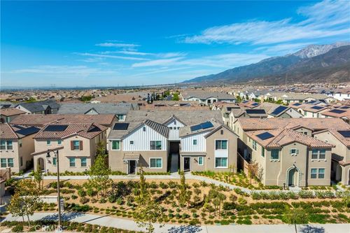 unit-1-5253 Wildflower Ln, Fontana, CA, 92336-6649 | Card Image