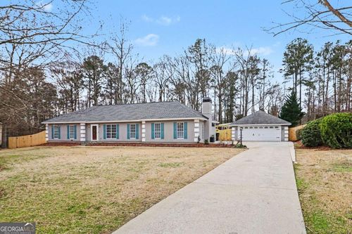 85 London Ln, Sharpsburg, GA, 30277-1744 | Card Image