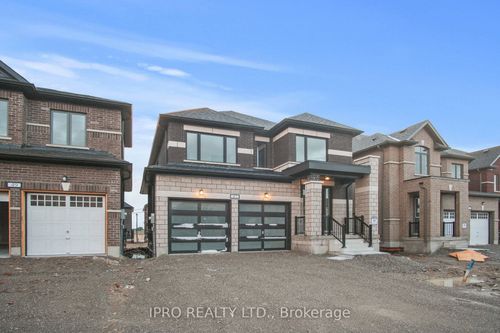 47 Corley St, Lindsay, ON, K9V6C2 | Card Image