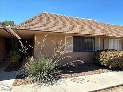 2573 Paradise Village Way, Townhouse with 2 bedrooms, 1 bathrooms and null parking in Las Vegas NV | Image 1