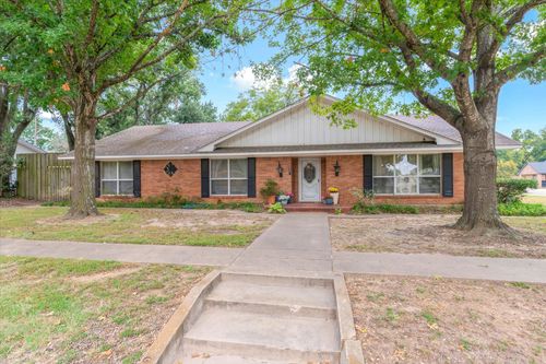 202 S Houston St, Edgewood, TX, 75117-3101 | Card Image