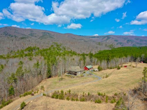 80 Oriskany Sq, Eagle Rock, VA, 24085-3499 | Card Image