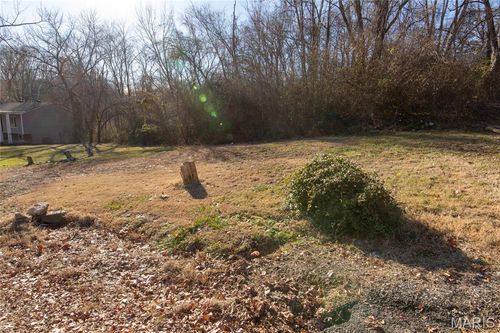 29 Highwood Dr, Belleville, IL, 62223-7140 | Card Image