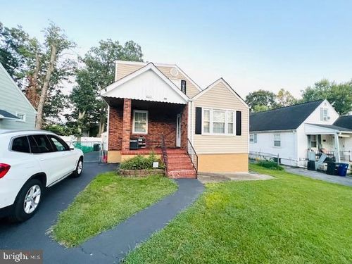 8113 Dalesford Rd, PARKVILLE, MD, 21234-5223 | Card Image