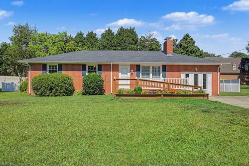 106 Crandol Dr, Yorktown, VA, 23693-3305 | Card Image