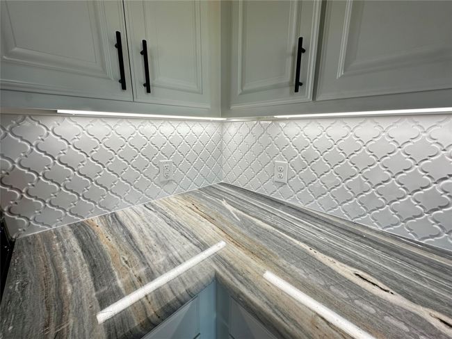 Detailed view | Image 11