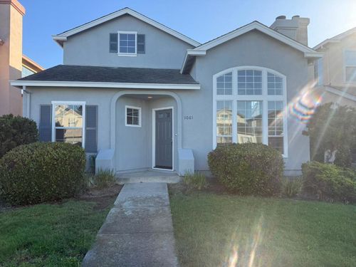 1061 Kensington Way, Salinas, CA, 93906 | Card Image